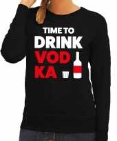 Time to drink vodka tekst trui zwart dames